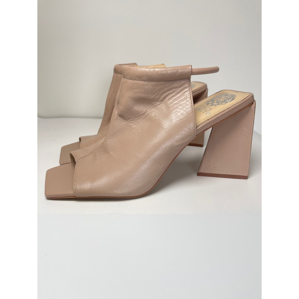 Vince Camuto Womens Nude Leather Peep Toe Square Toe Block Chunky Heel Mules 10M